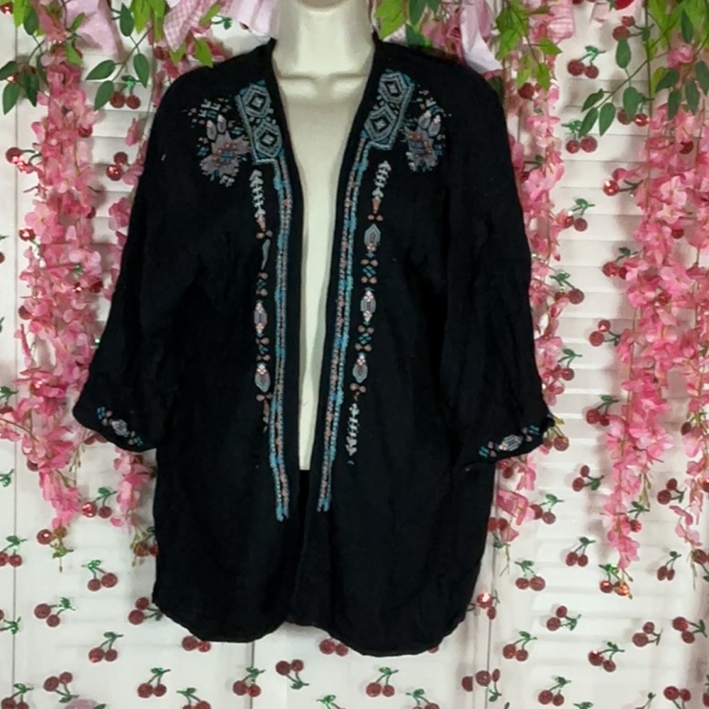 Black American Eagle kimono cardigan with floral print